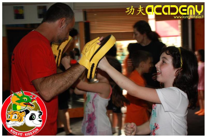 Kung Fu Caserta Academy IMAA Italia www.kungfuitalia.it wing tjun chun bambini palestra ving tsun difesa personale sport da combattimento sifu salvatore mezzone (56)